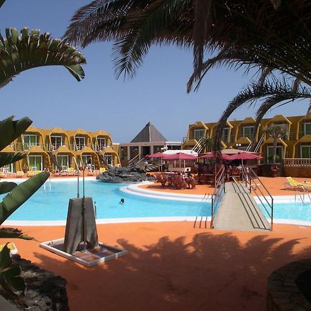 Aparthotel La Piramide Costa De Antigua Zewnętrze zdjęcie