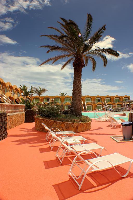 Aparthotel La Piramide Costa De Antigua Zewnętrze zdjęcie