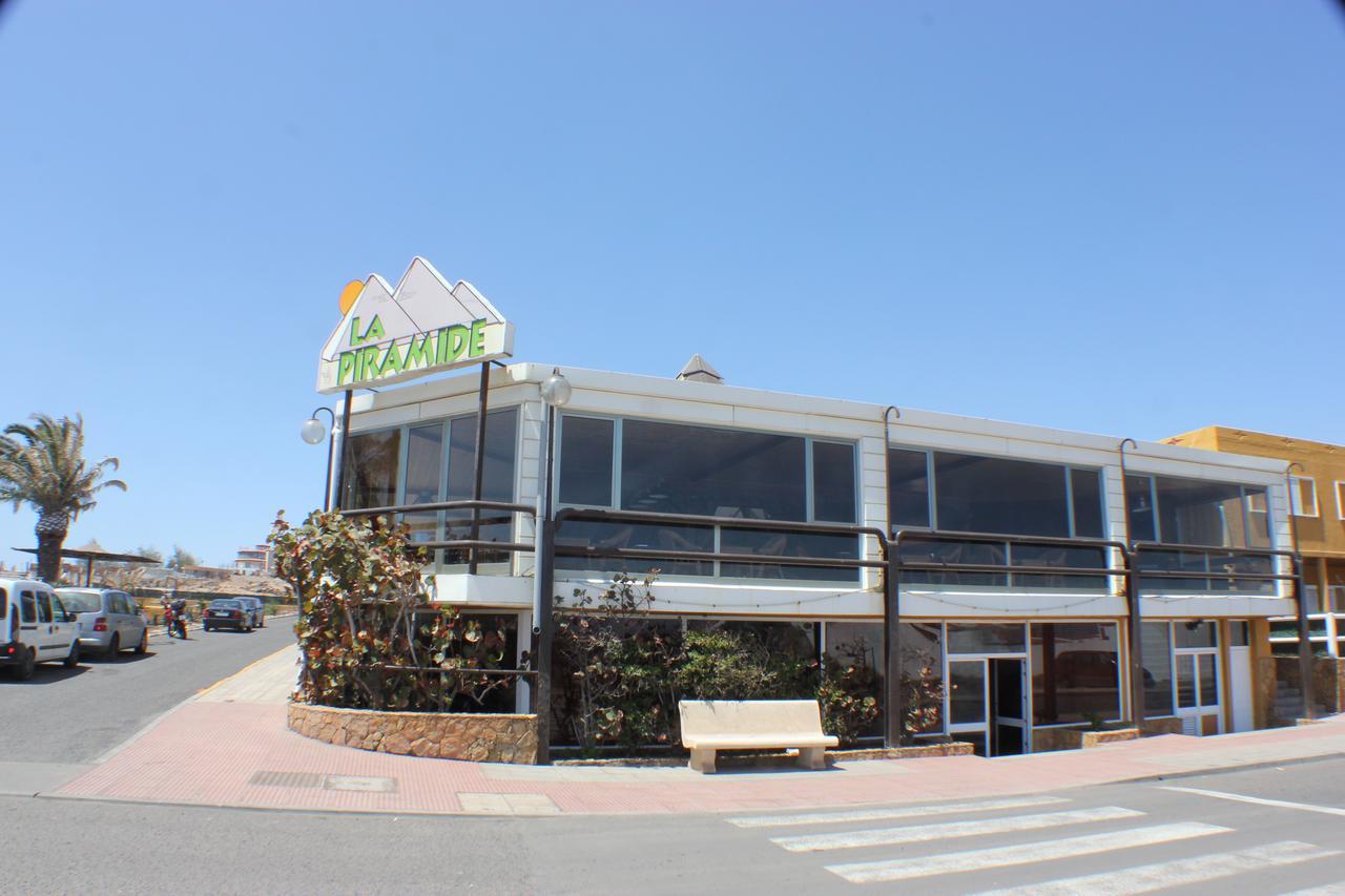 Aparthotel La Piramide Costa De Antigua Zewnętrze zdjęcie